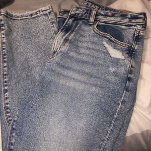American eagle mom jeans